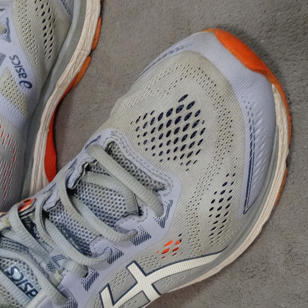 1215 Asics GT-2000 7 Dynamic Duomax Sneakers - Picture 10 of 12